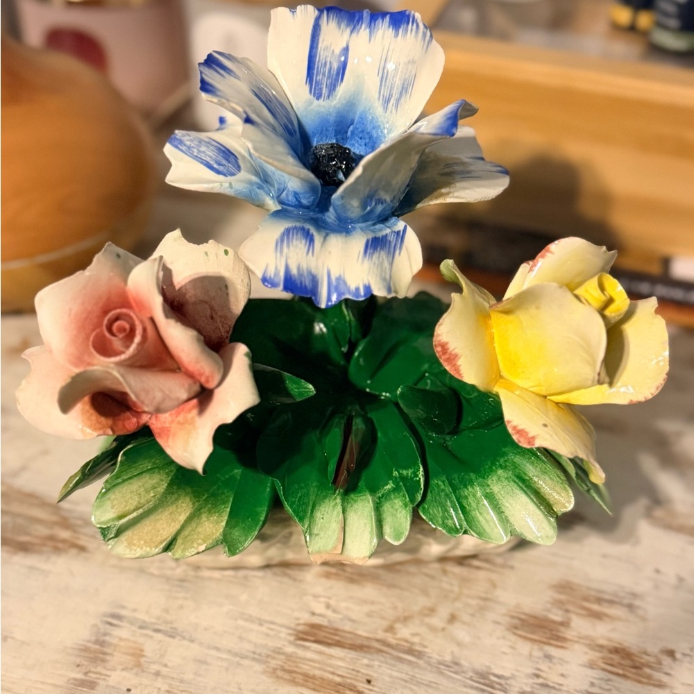 Vintage Capodimonte Made In Italy Porcelain Centerpiece